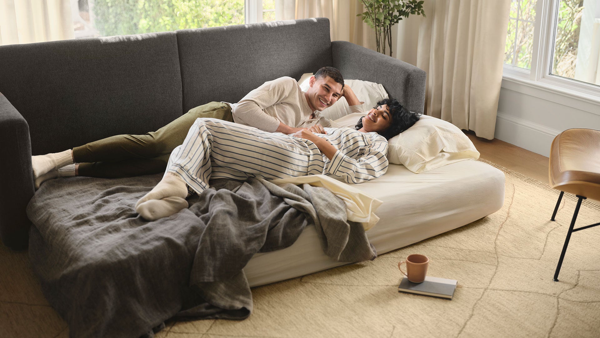 Burrow_Hamptons_2025_SpanSleeper_web.jpg