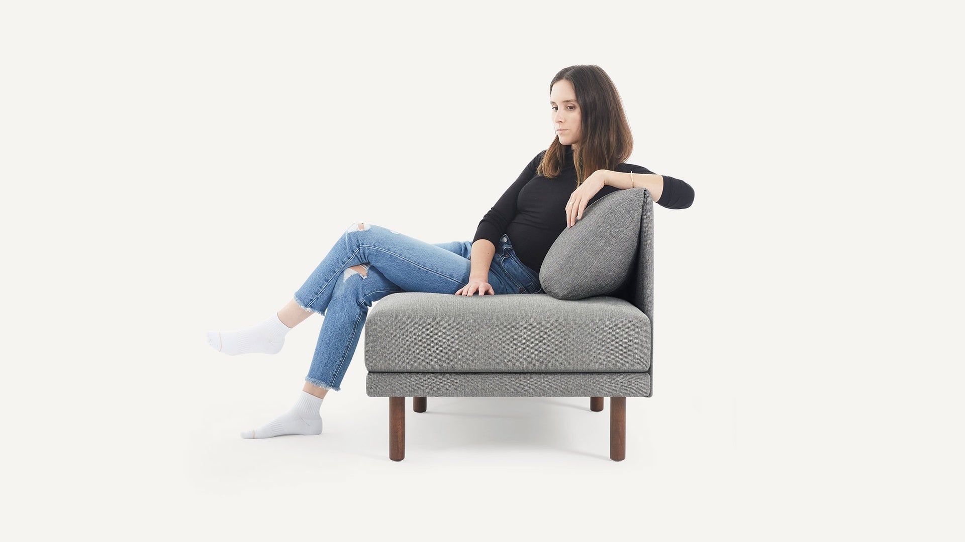 lifestyle-Range_Seat_Depth_PDP_c42e5d43-71b4-48d4-b919-fc48e863484e.jpg