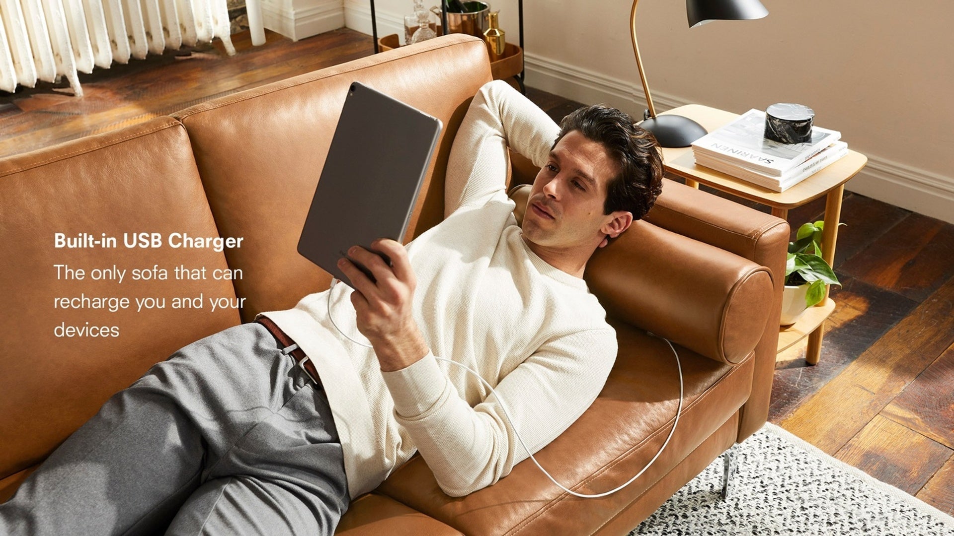 lifestyle-USBleather_cb9d5350-c8e2-41b1-93b9-3e3067194cab.jpg